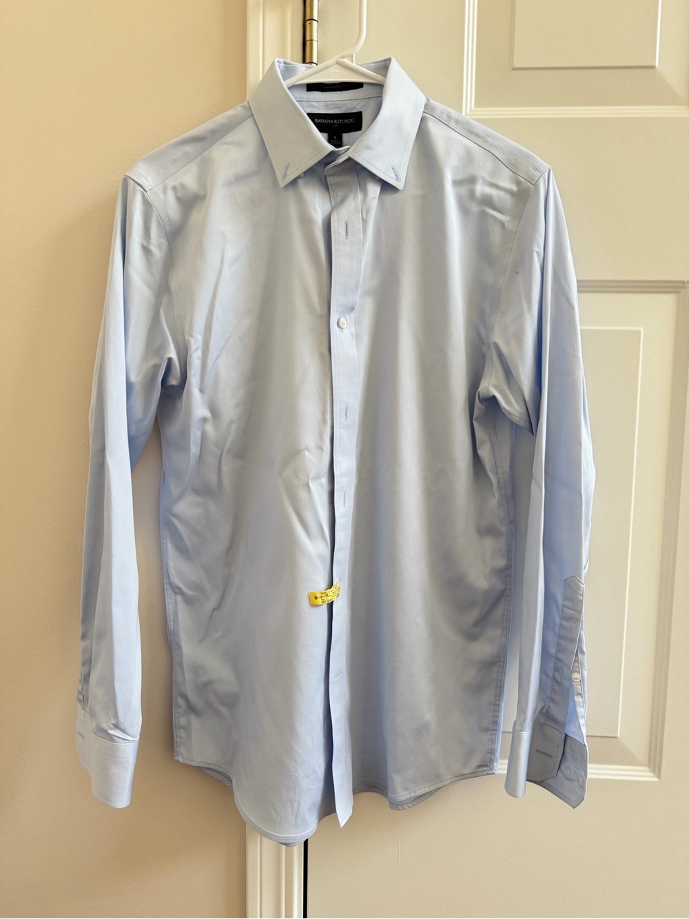 Banana Republic Fact. - Classic Men's Dress Shirt (small)